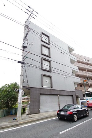 シロタビルの物件外観写真